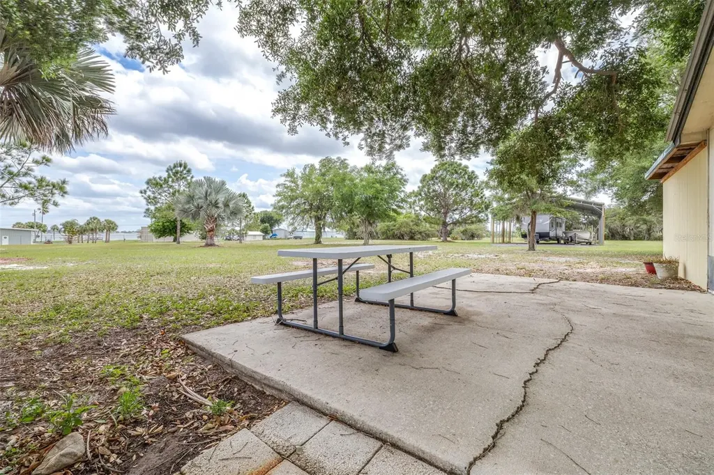 1645 County Road 630 W Frostproof FL 33843
