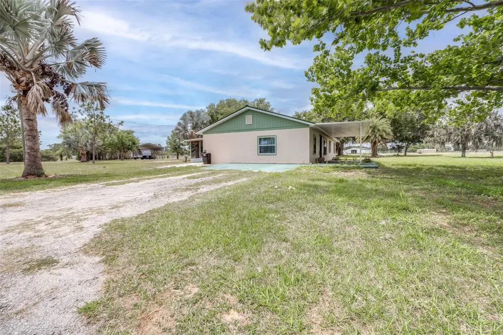 1645 County Road 630 W Frostproof FL 33843