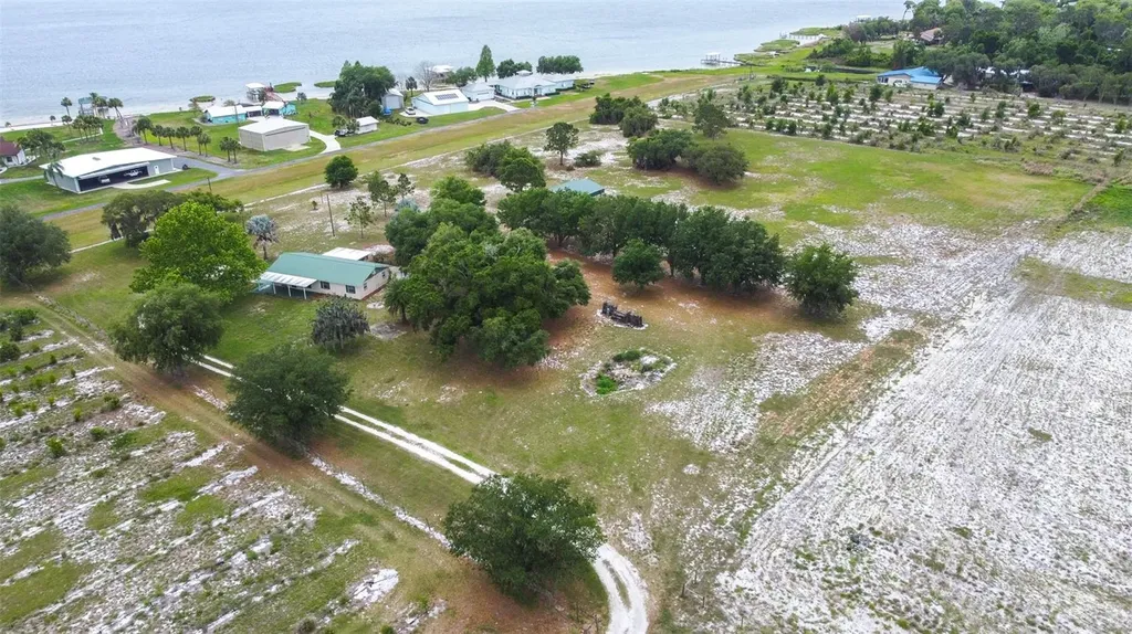 1645 County Road 630 W Frostproof FL 33843