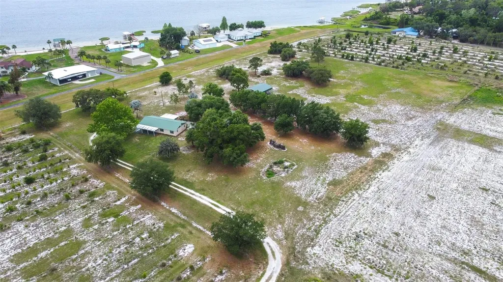 1645 County Road 630 W Frostproof FL 33843