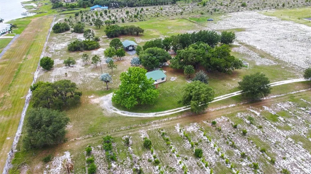 1645 County Road 630 W Frostproof FL 33843