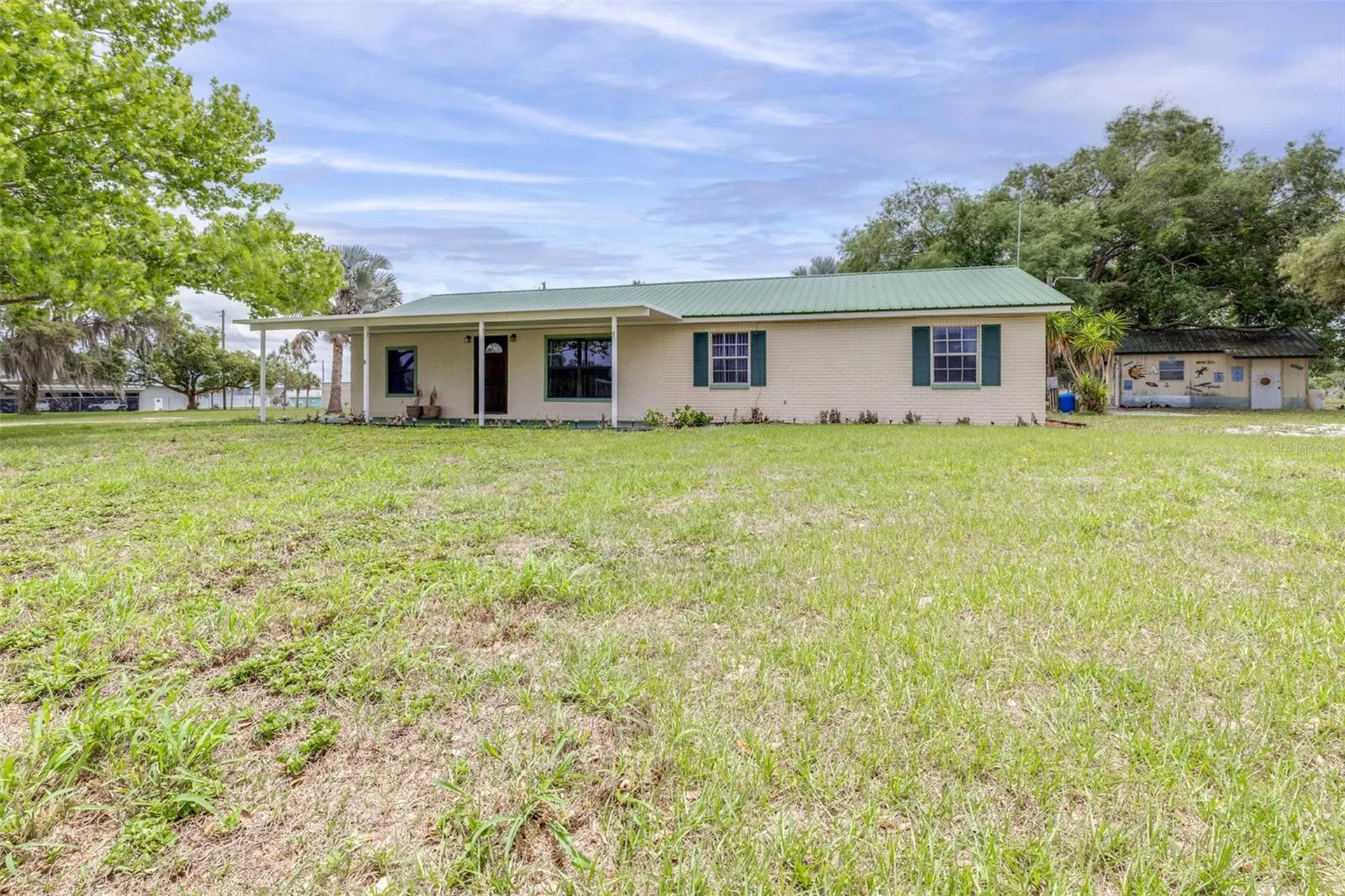 1645 County Road 630 W Frostproof FL 33843