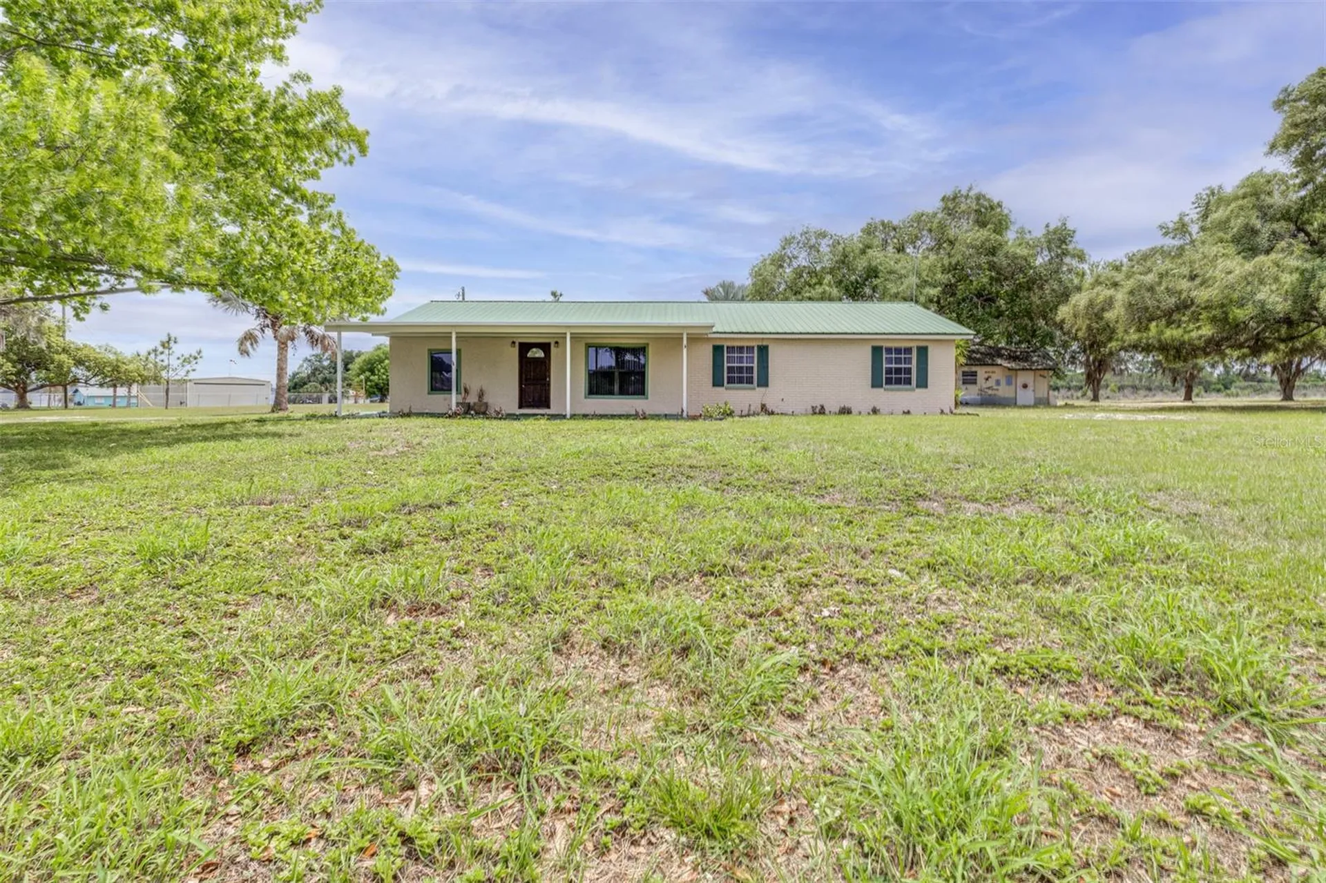 1645 County Road 630 W Frostproof FL 33843