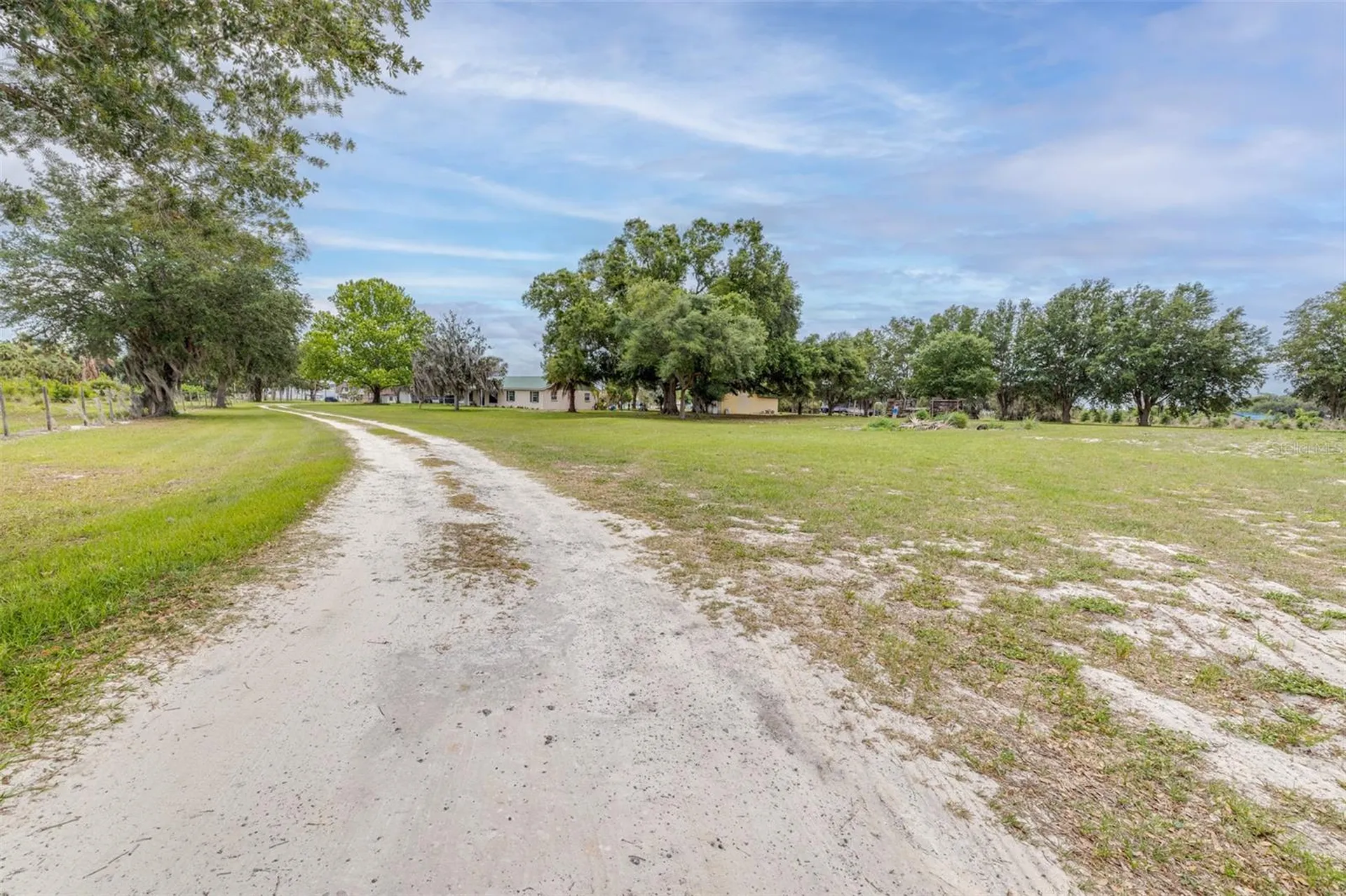 1645 County Road 630 W Frostproof FL 33843
