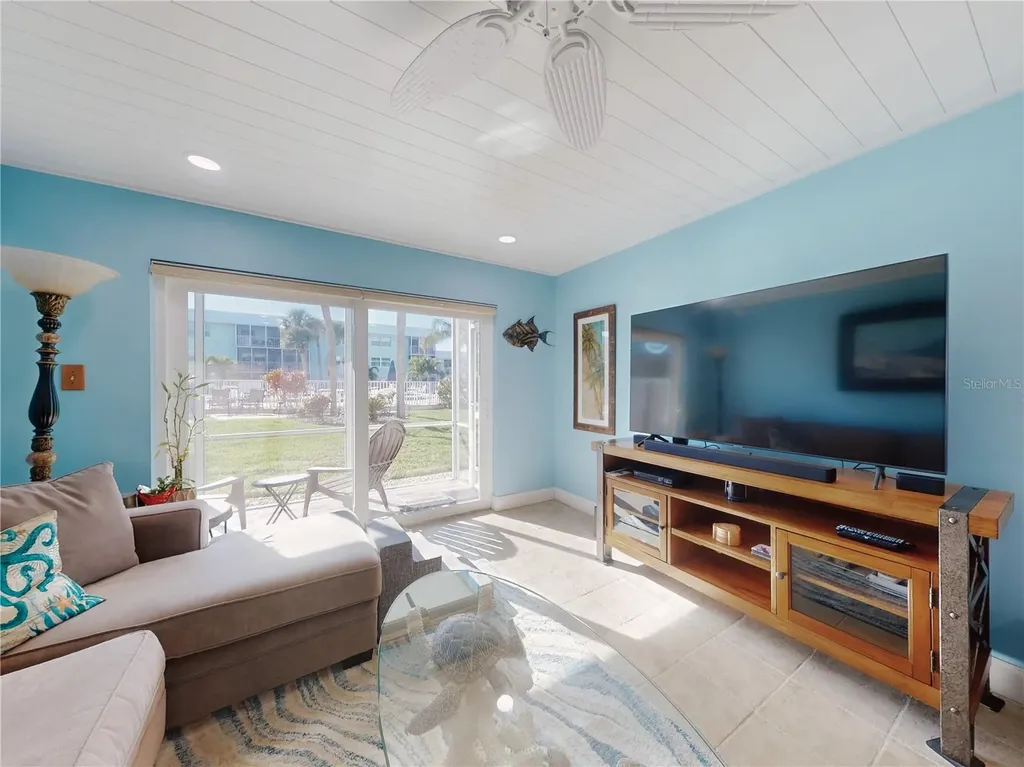 325 N Causeway New Smyrna Beach FL 32169