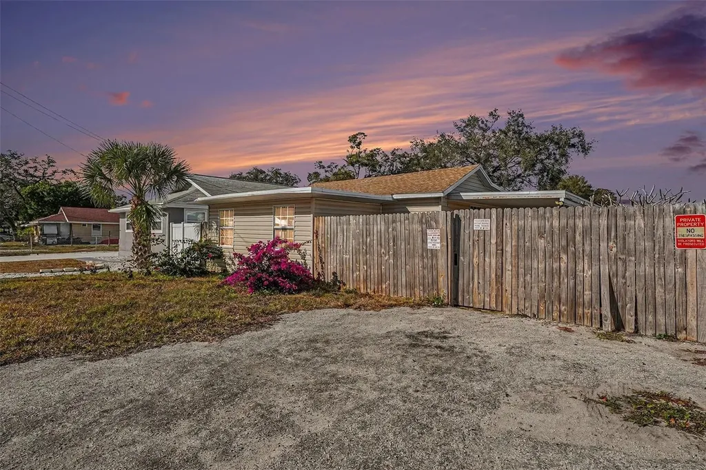 734 New Jersey Street Clearwater FL 33756