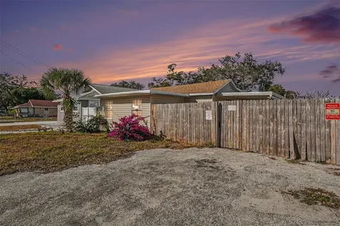 734 New Jersey Street Clearwater FL 33756