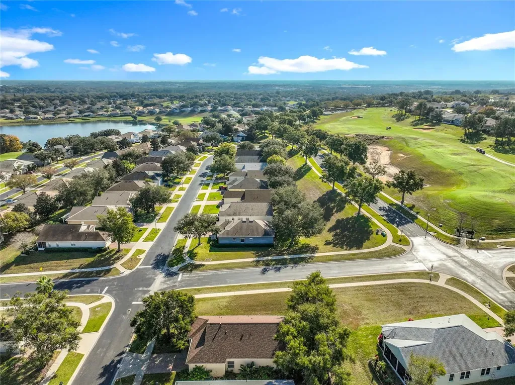 916 Wolf Creek Street Clermont FL 34711