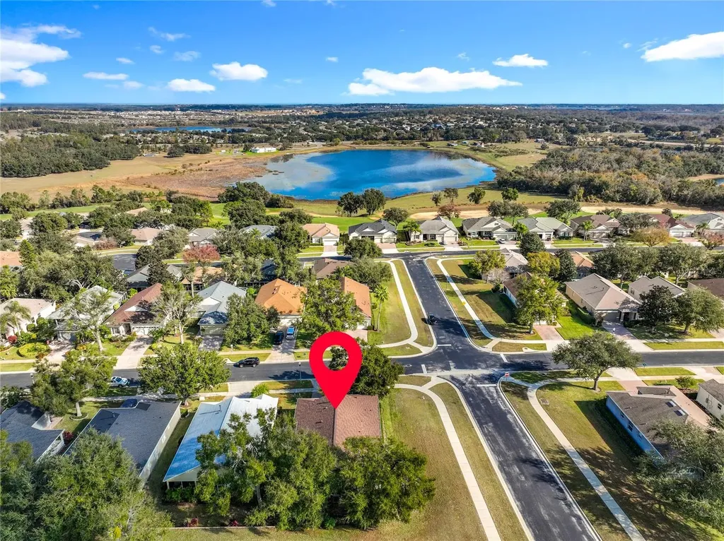 916 Wolf Creek Street Clermont FL 34711