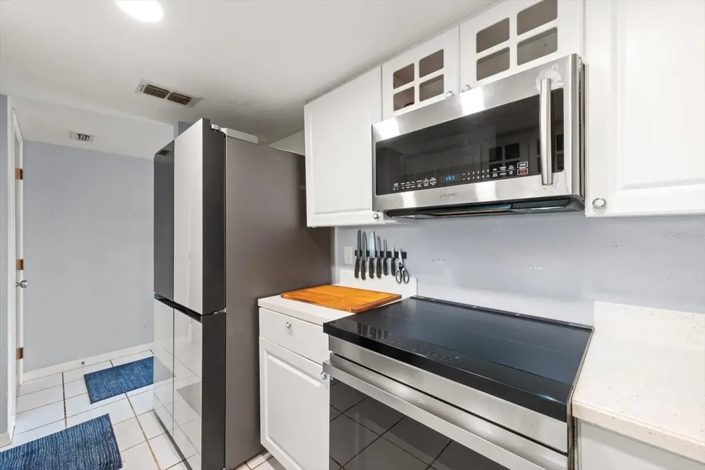 9434 Tara Cay Court Seminole FL 33776