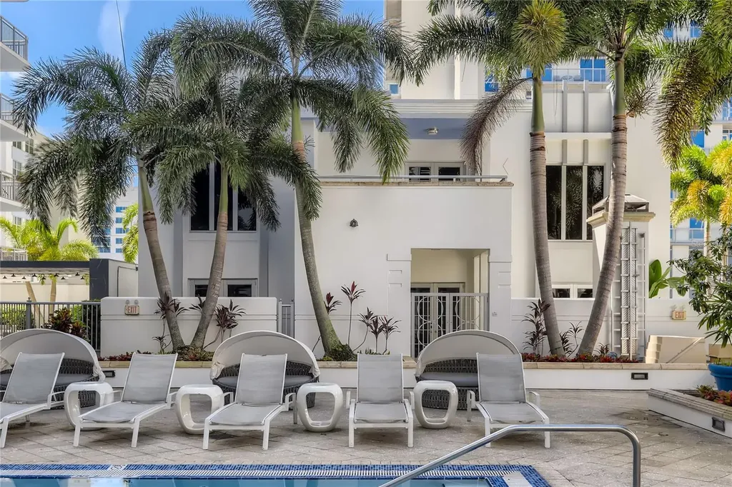 415 E Pine Street Orlando FL 32801