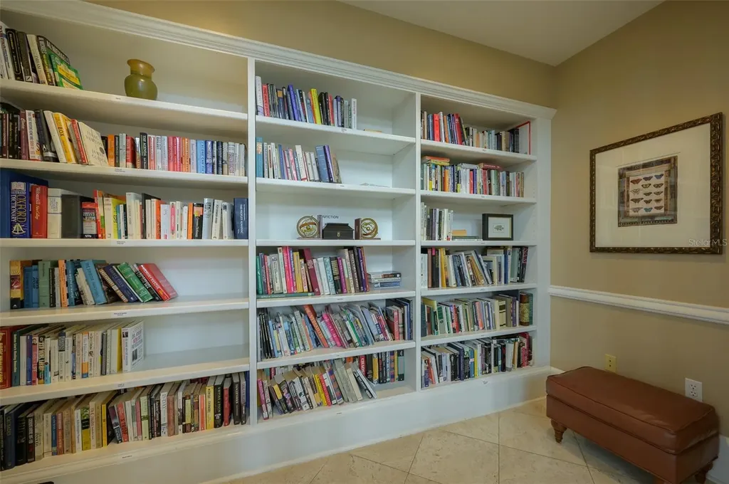 750 N Tamiami Trail Sarasota FL 34236