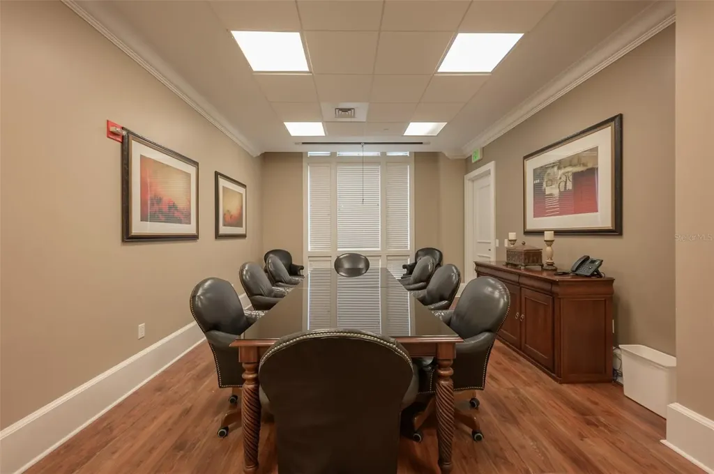 750 N Tamiami Trail Sarasota FL 34236
