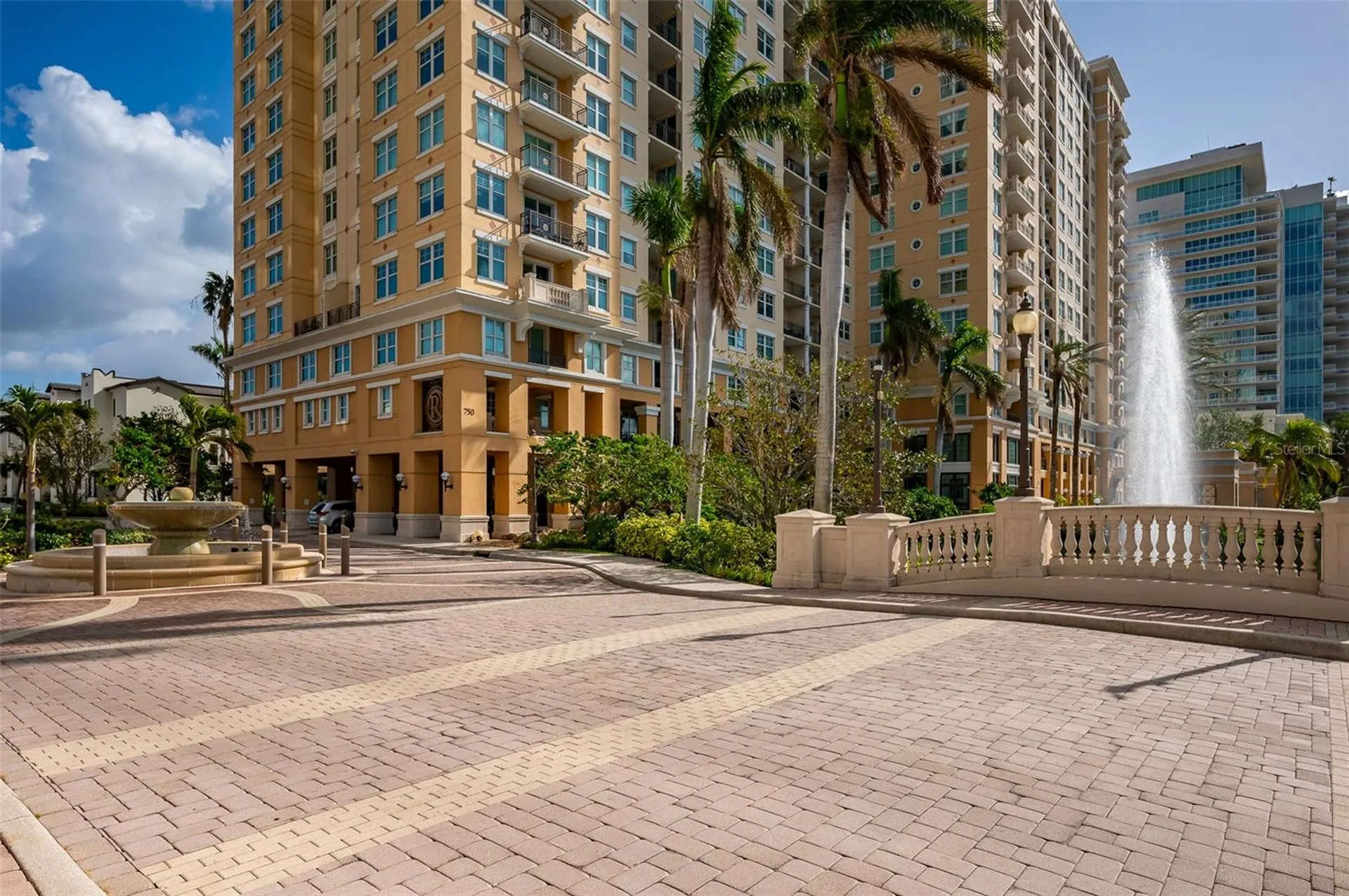 750 N Tamiami Trail Sarasota FL 34236