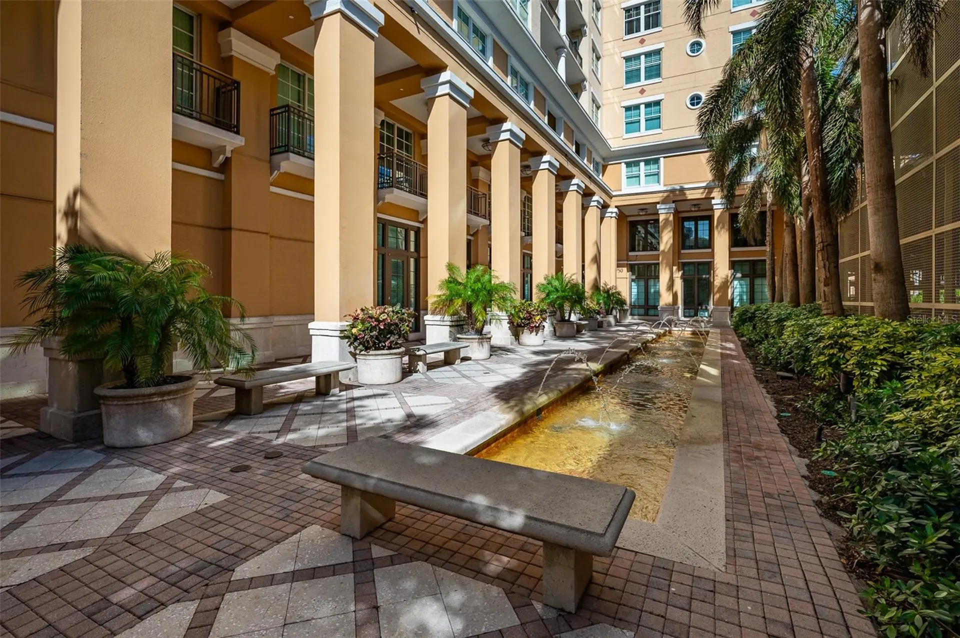 750 N Tamiami Trail Sarasota FL 34236
