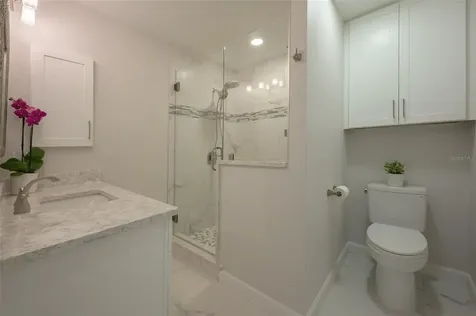 750 N Tamiami Trail Sarasota FL 34236