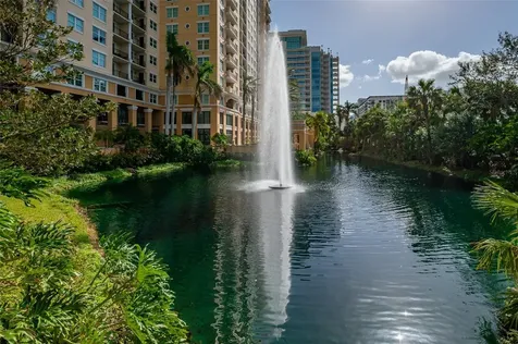 750 N Tamiami Trail Sarasota FL 34236