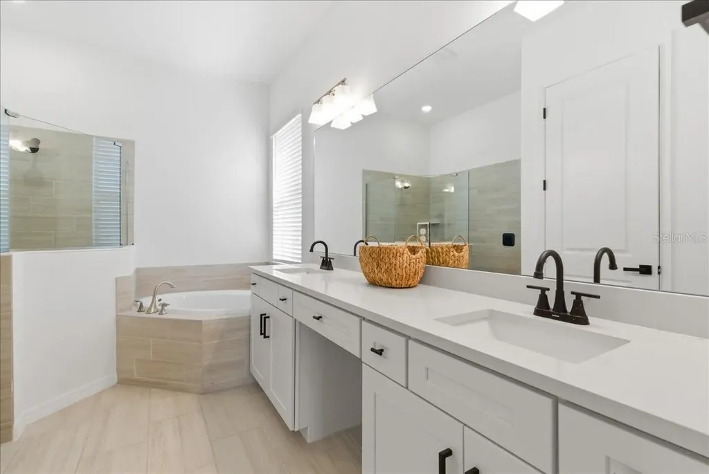 19168 Cherrystone Way Lakewood Ranch FL 34211