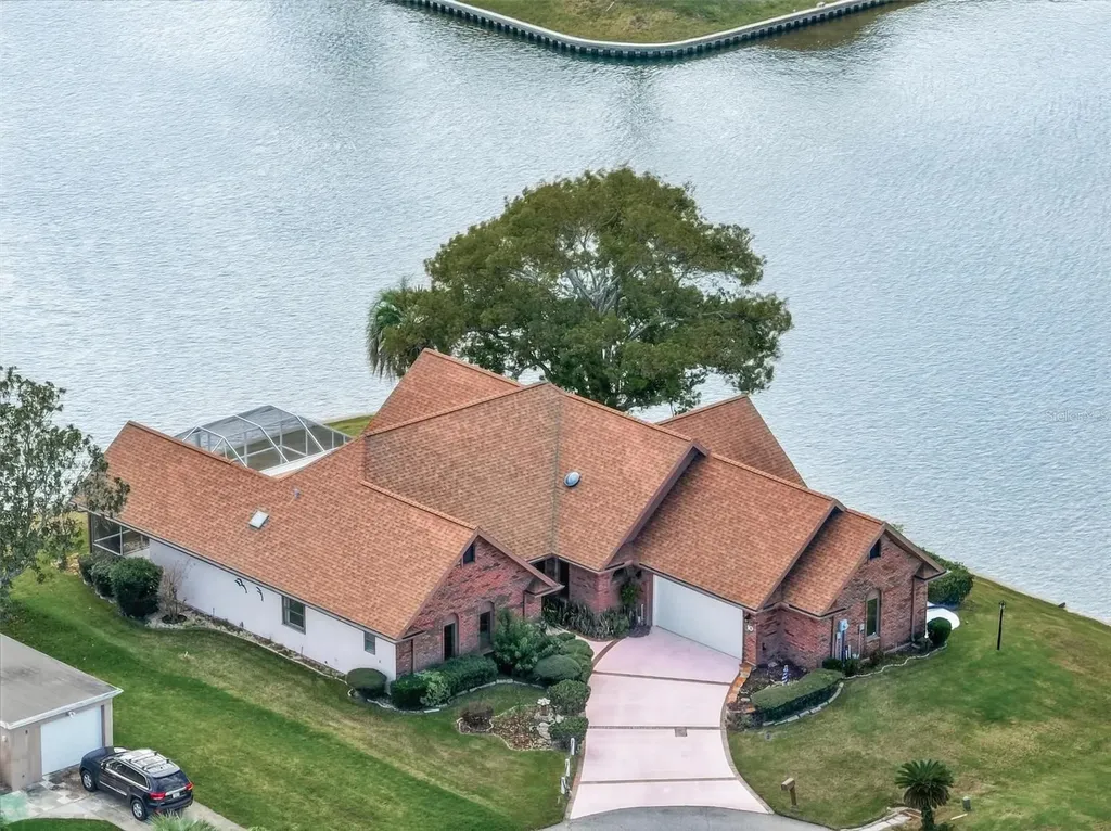10 Castle Court Palm Coast FL 32137
