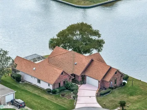 10 Castle Court Palm Coast FL 32137
