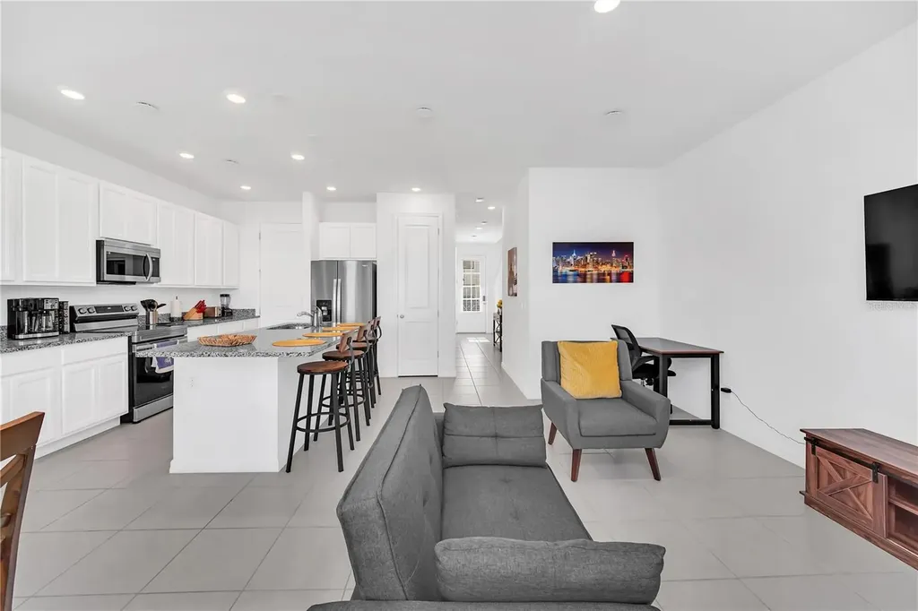 808 Longboat Drive Davenport FL 33896