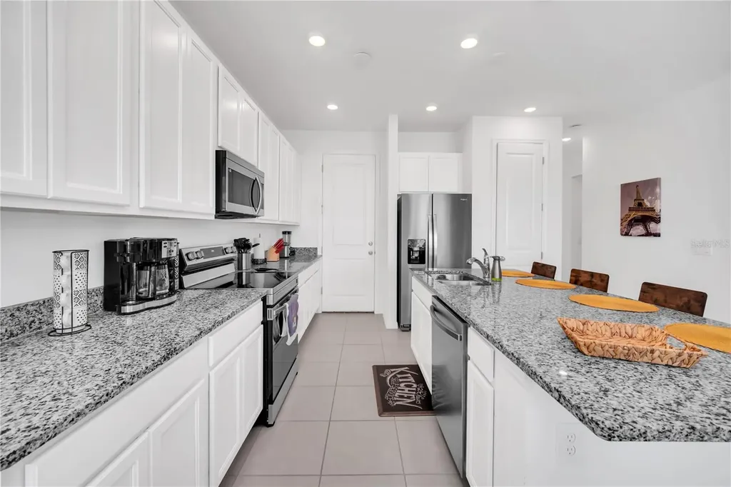 808 Longboat Drive Davenport FL 33896