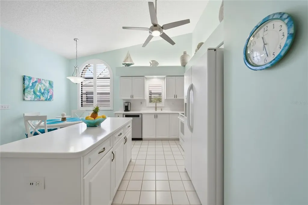 5550 Salem Square Drive S Palm Harbor FL 34685