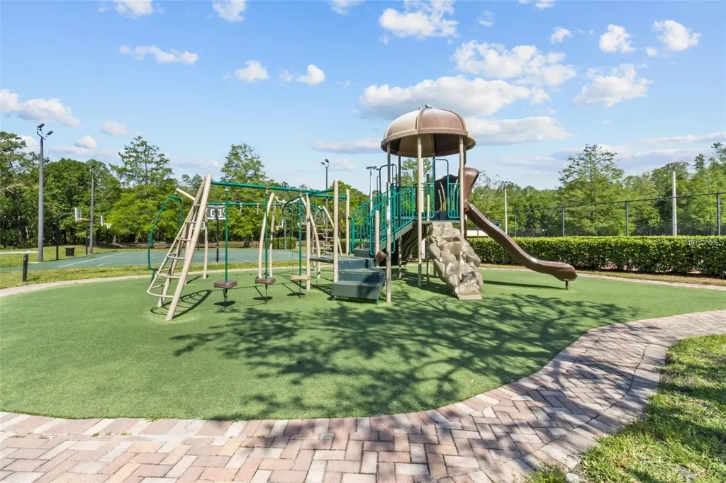 5550 Salem Square Drive S Palm Harbor FL 34685