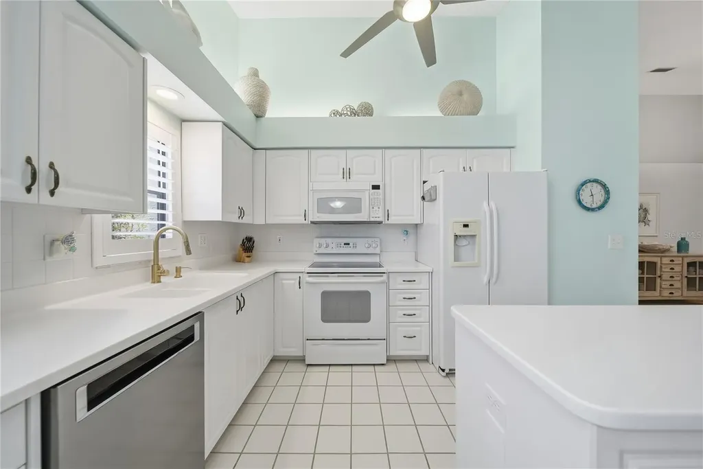 5550 Salem Square Drive S Palm Harbor FL 34685