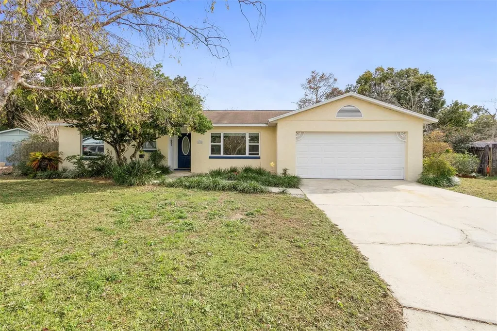 121 Bent Oak Court Sanford FL 32773