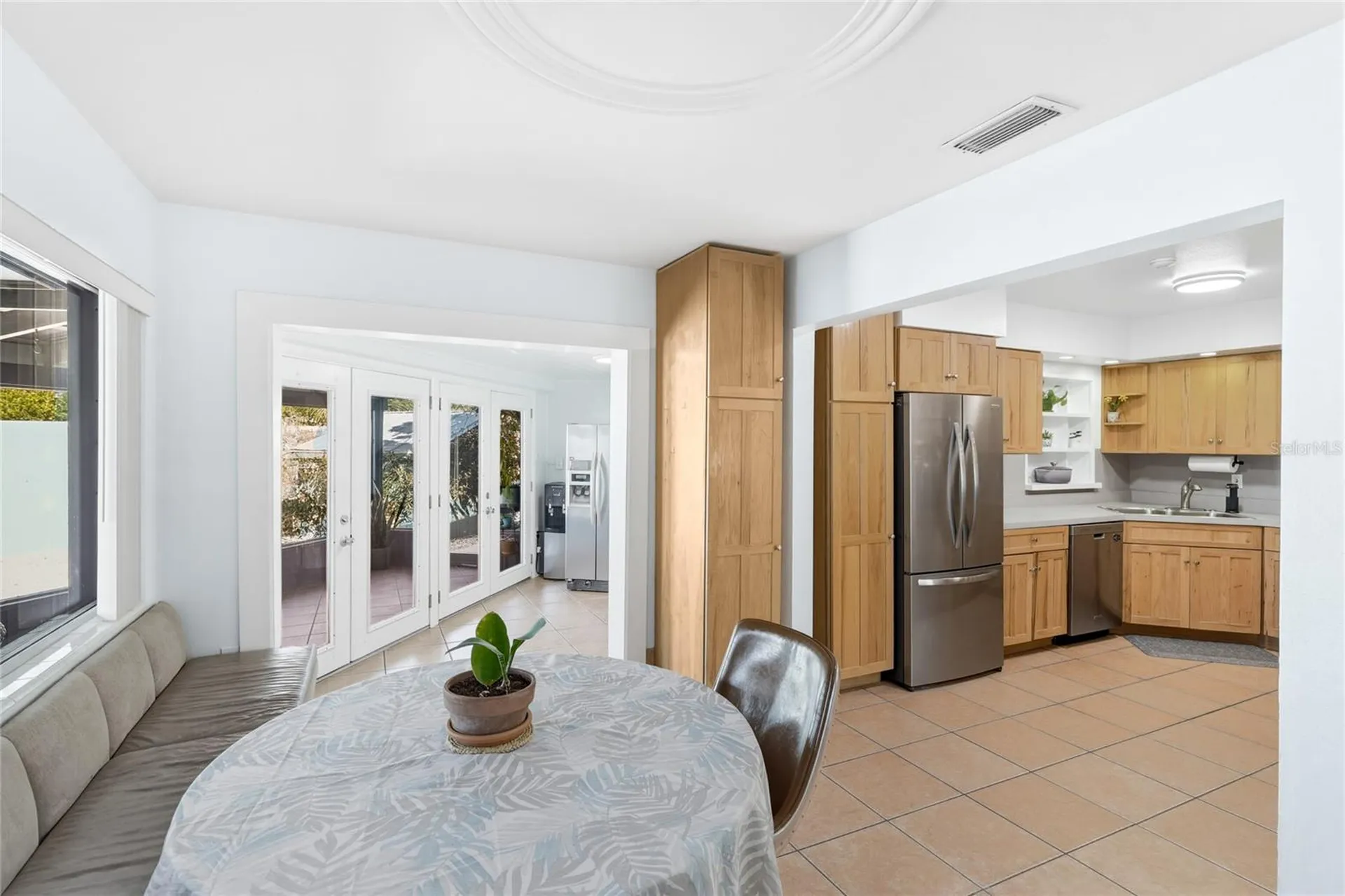 1939 High Point Drive Sarasota FL 34236