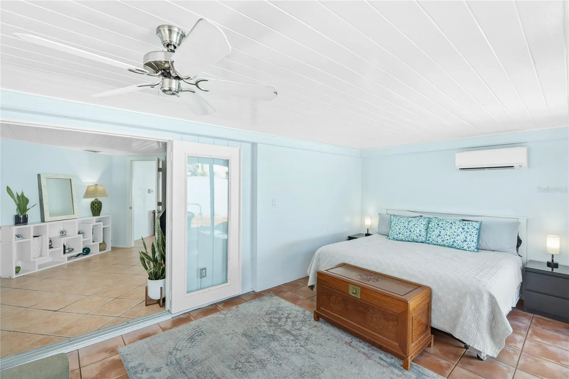 1939 High Point Drive Sarasota FL 34236