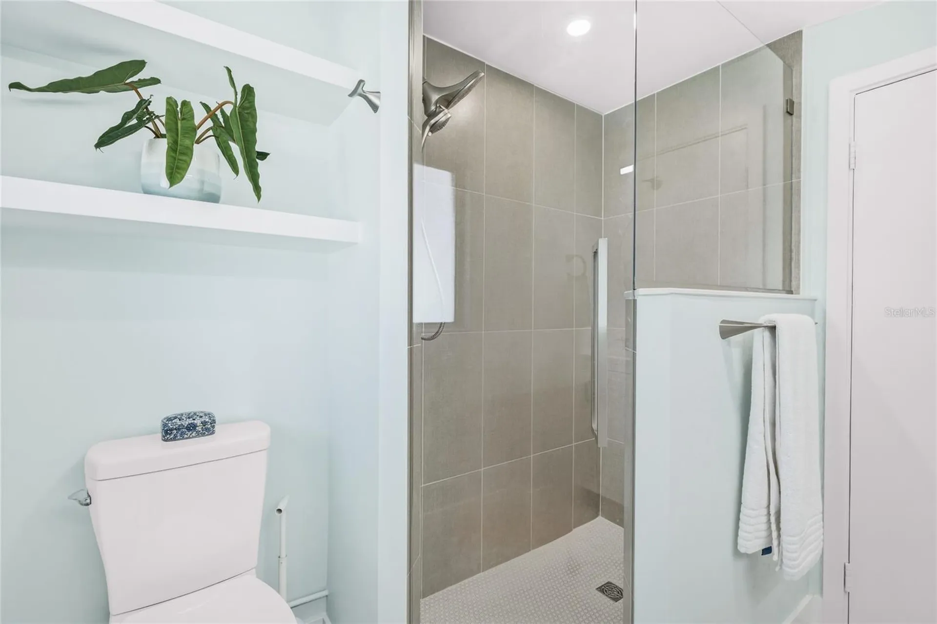 1939 High Point Drive Sarasota FL 34236