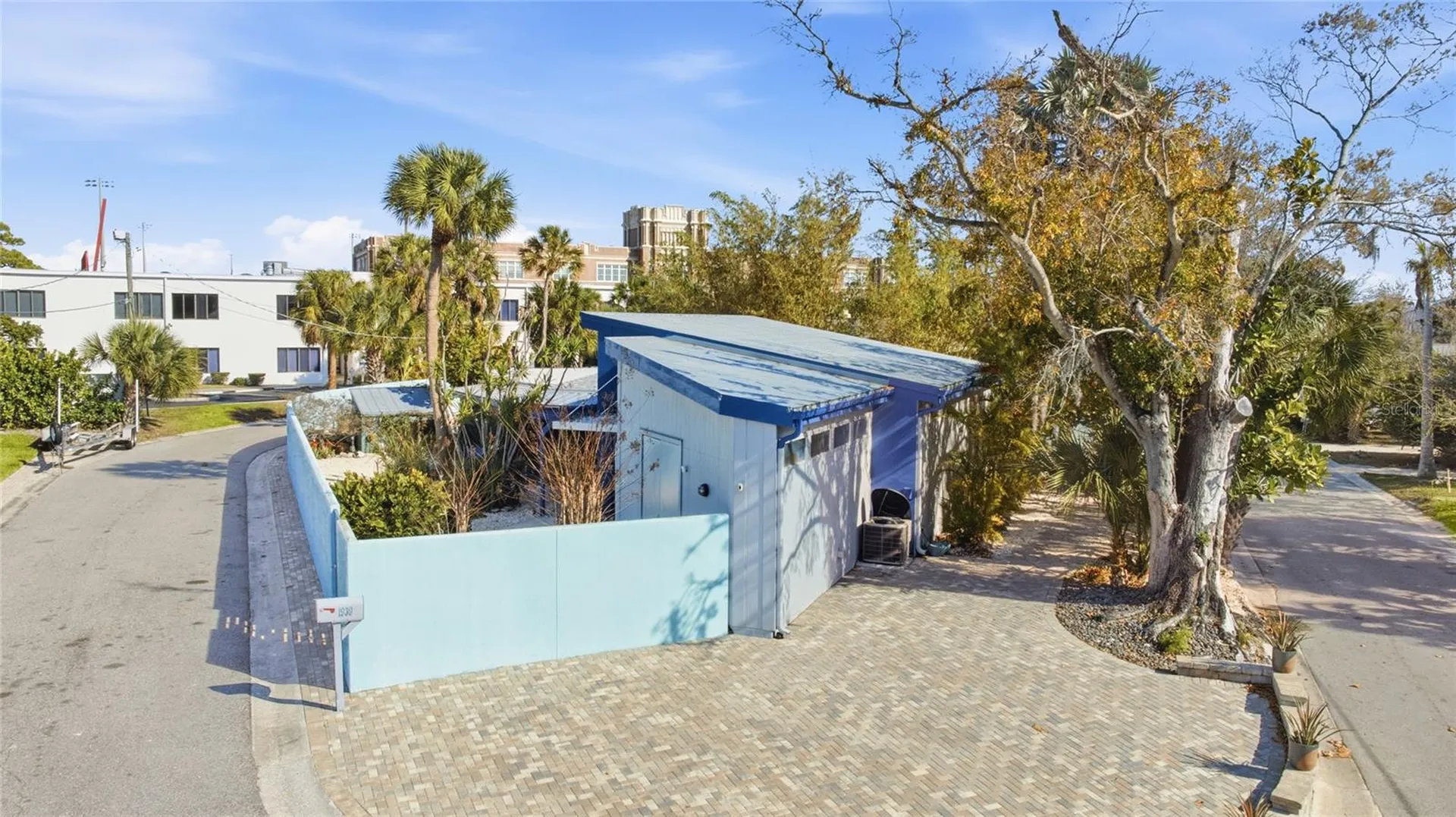1939 High Point Drive Sarasota FL 34236