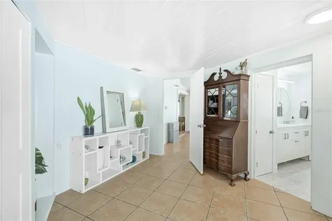 1939 High Point Drive Sarasota FL 34236