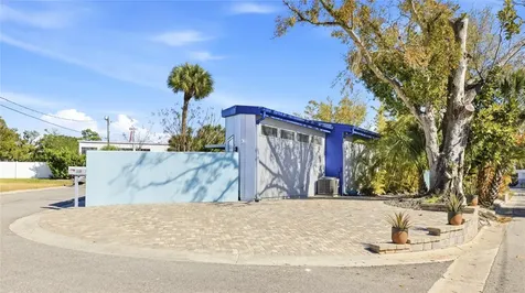 1939 High Point Drive Sarasota FL 34236
