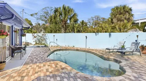 1939 High Point Drive Sarasota FL 34236
