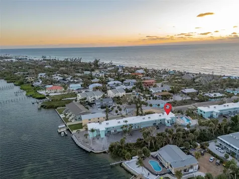 5055 N Beach Road Englewood FL 34223