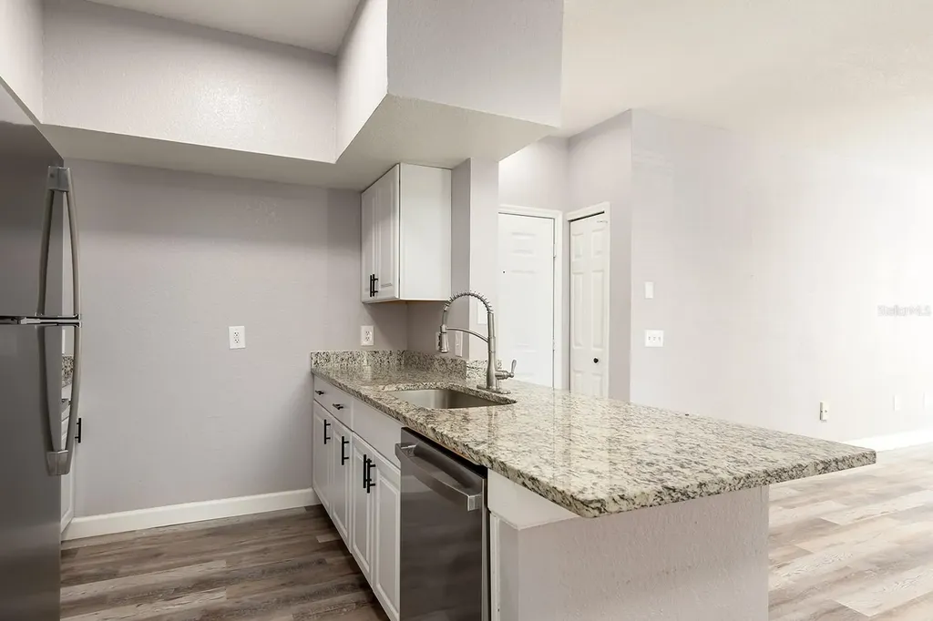 13015 Plantation Park Circle Orlando FL 32821