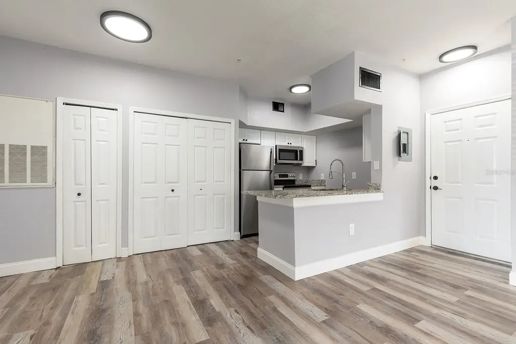 13015 Plantation Park Circle Orlando FL 32821
