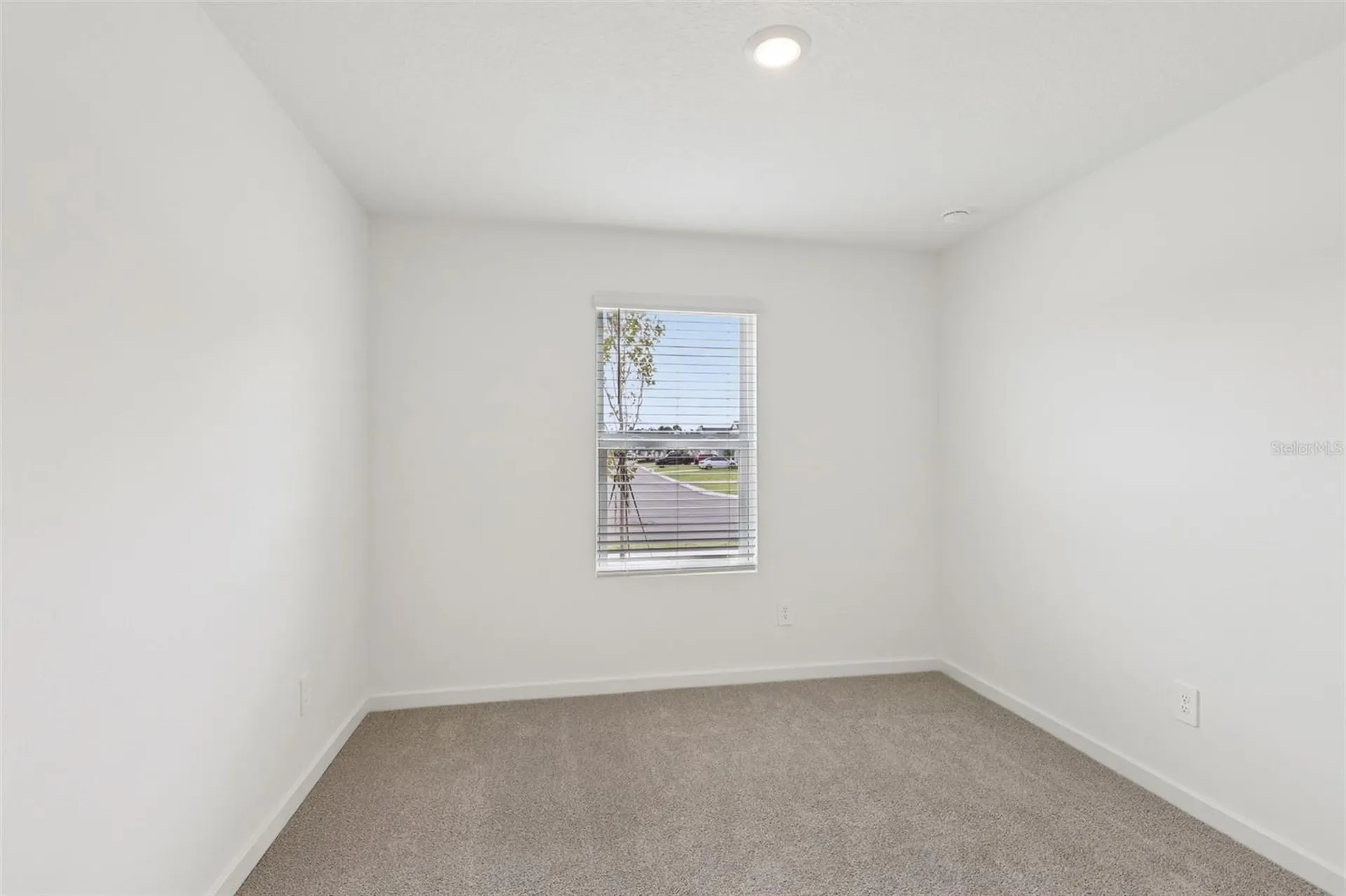 6 Dilly Court Palm Coast FL 32164