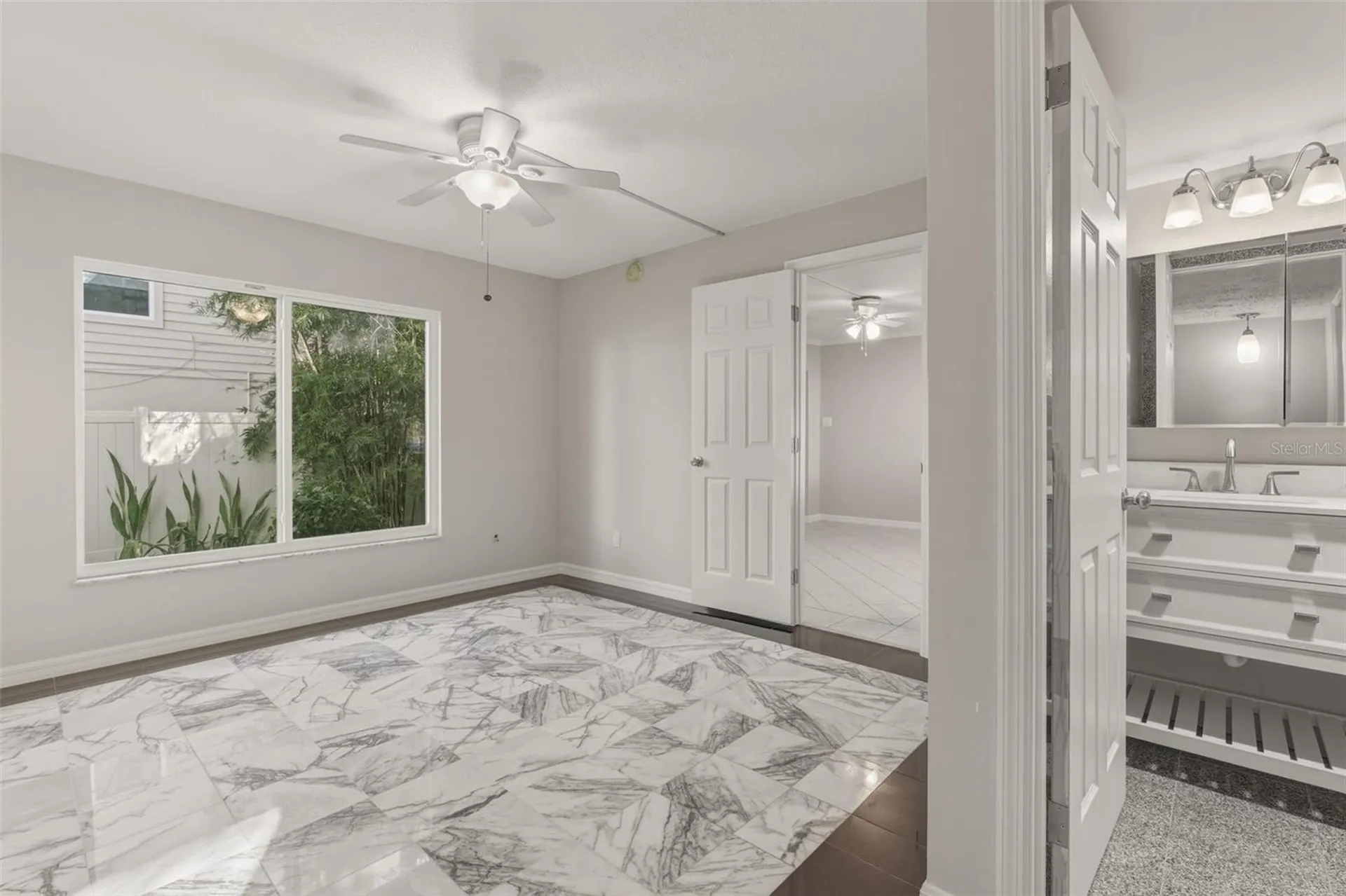 5055 N Beach Road Englewood FL 34223