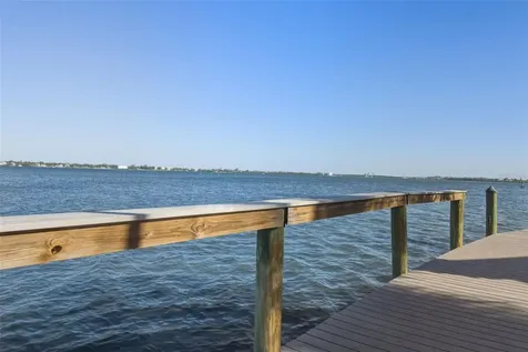 5055 N Beach Road Englewood FL 34223