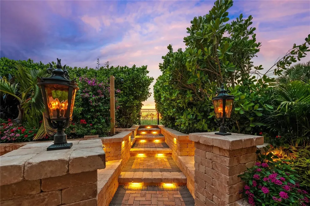 801 N Shore Drive Anna Maria FL 34216