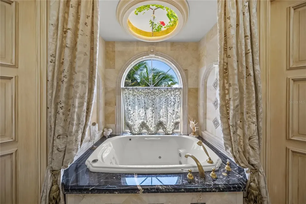 801 N Shore Drive Anna Maria FL 34216