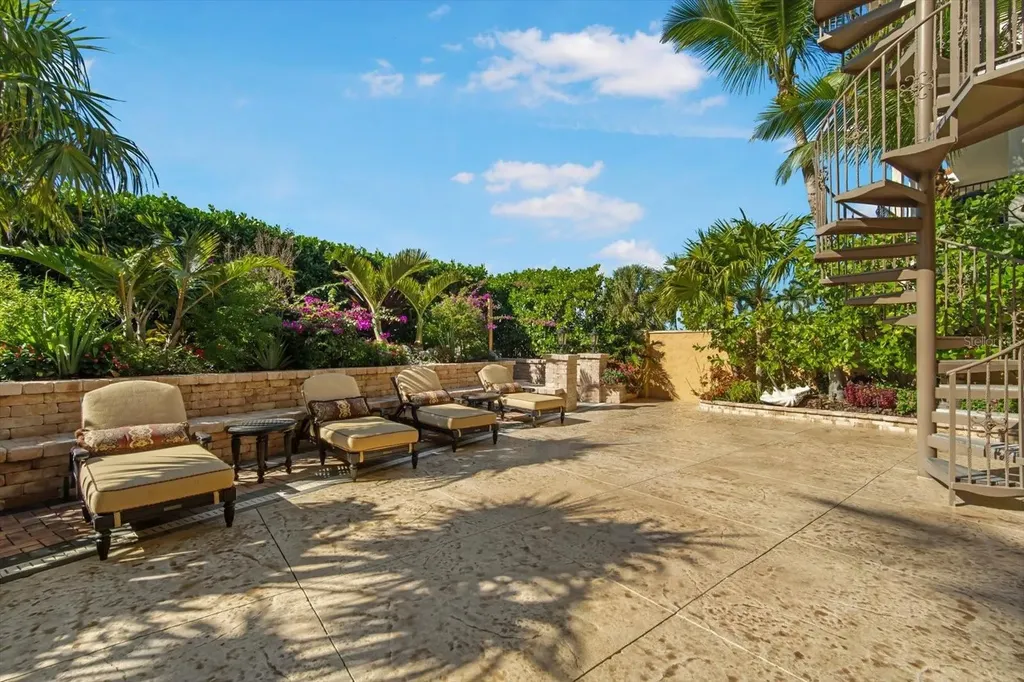 801 N Shore Drive Anna Maria FL 34216