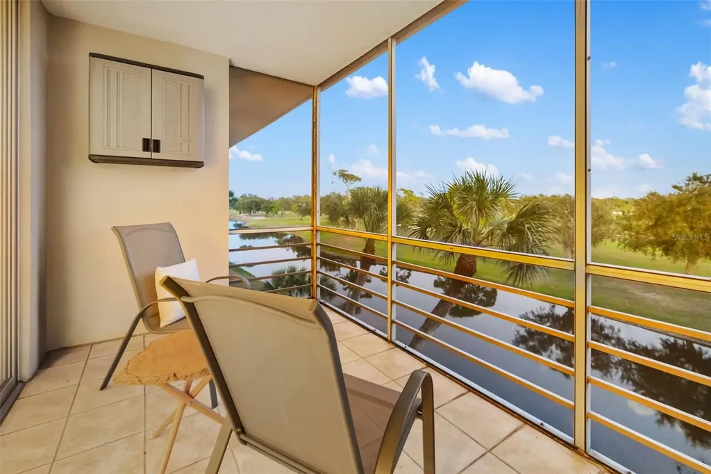7461 W Country Club Drive Sarasota FL 34243