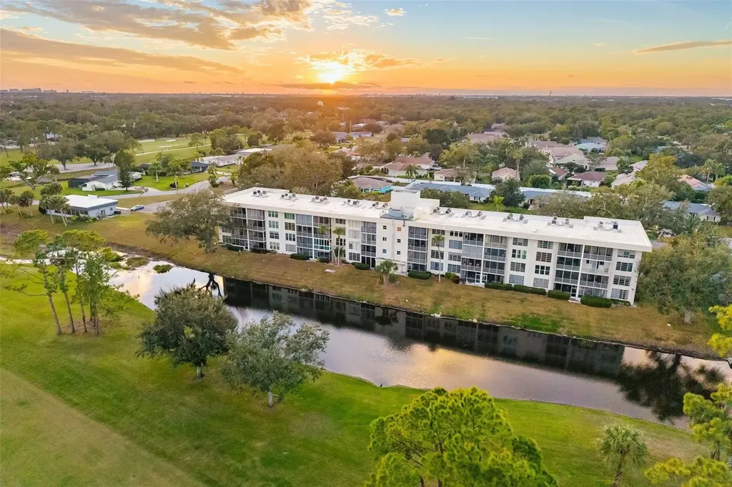7461 W Country Club Drive Sarasota FL 34243