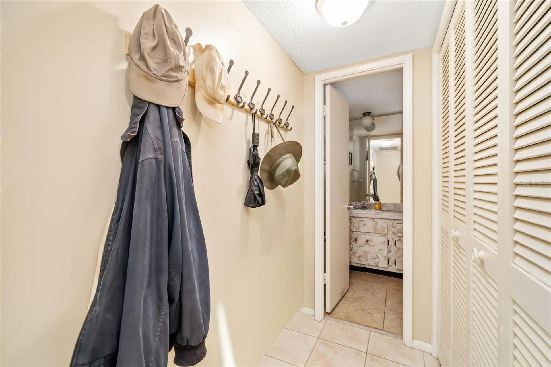 7461 W Country Club Drive Sarasota FL 34243