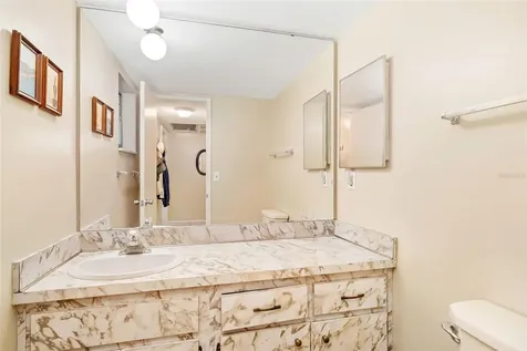 7461 W Country Club Drive Sarasota FL 34243